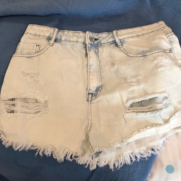 Jean shorts - Picture 1 of 2
